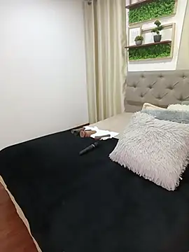 sasi_luna Adlı Modelin Canlı XXX Sohbeti