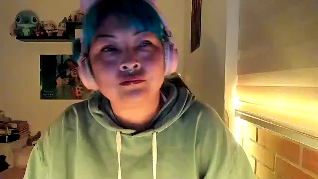 Chatroom XXX en direct de Shaddycute_