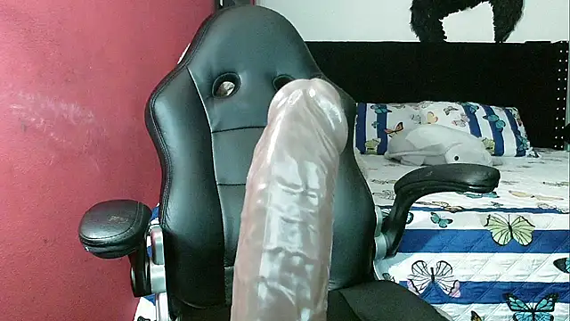 Chatroom XXX en direct de charlotedoll