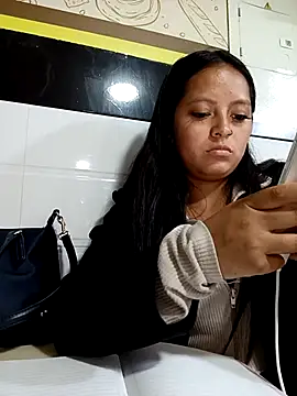 LunaHot_777's Live XXX Chat