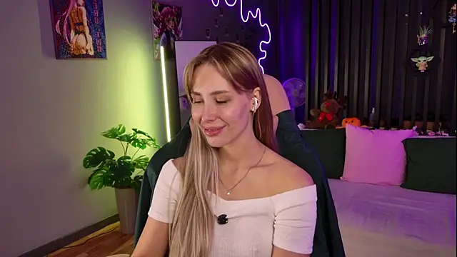 Chatroom XXX en direct de plugmyHDMI