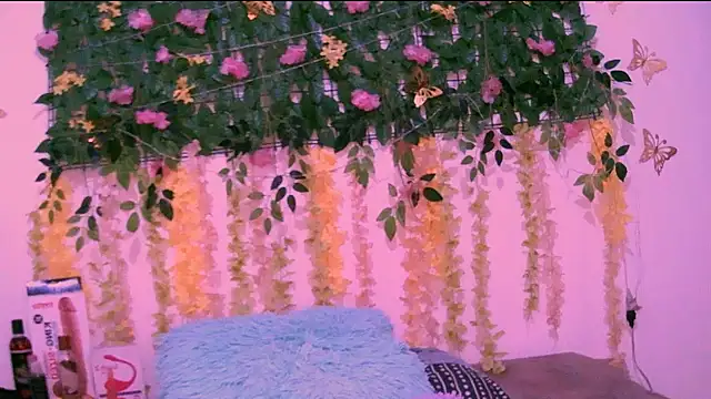 Crysrus Chat XXX in diretta