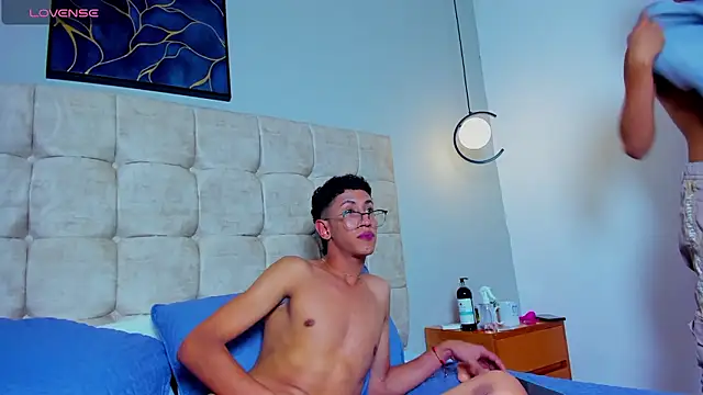 twink_royale18のライブXXXチャット