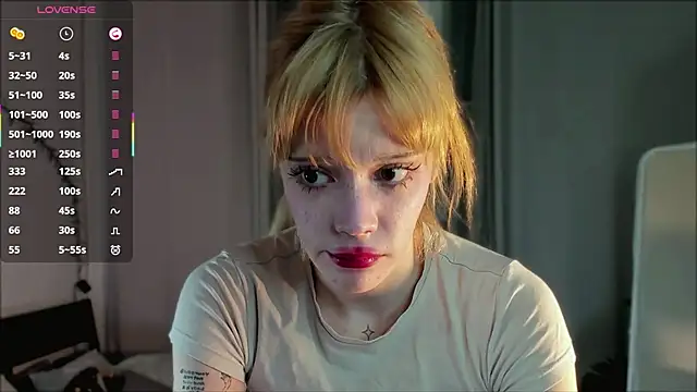 boobsybootie 现场XXX聊天