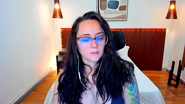 Chat XXX en directo de KatherineBond