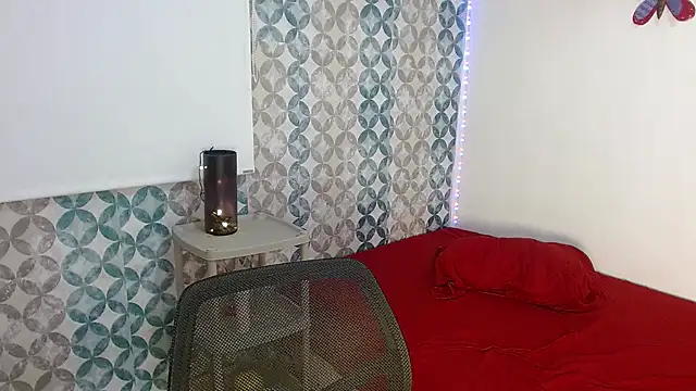 Živý XXX chat Emilybateee