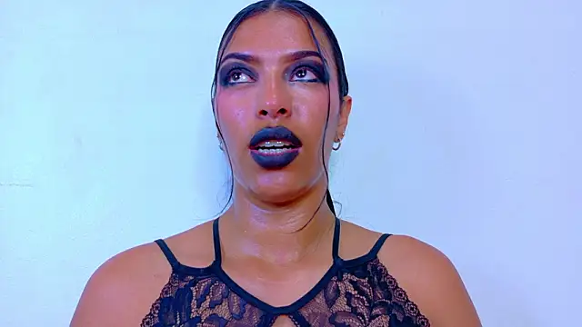 RiriiBrunette__ Chat XXX live