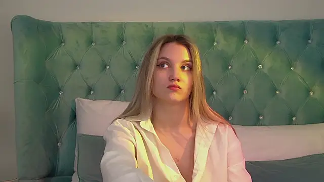 StacyEvances' Live XXX Chat