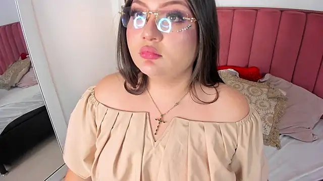 Tessa_Sinclaire: απευθείας συνομιλία ΧΧΧ