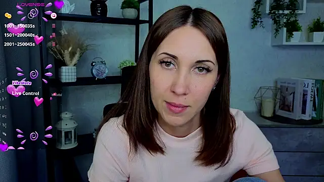 DreamVelour Adlı Modelin Canlı XXX Sohbeti