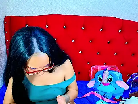 blackxstar11 Adlı Modelin Canlı XXX Sohbeti