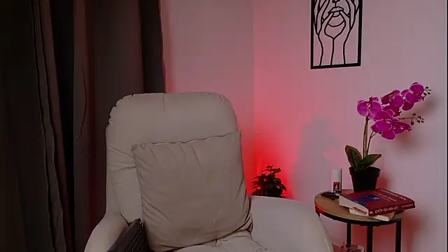 VictoriaNova_ Adlı Modelin Canlı XXX Sohbeti