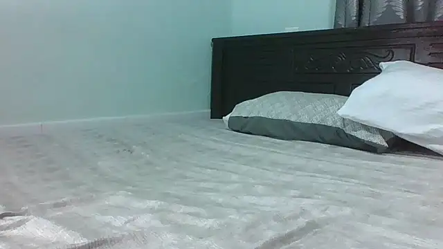 Huge_BootybaeのライブXXXチャット