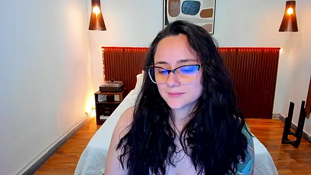 Онлайн чат XXX KatherineBond