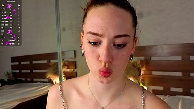 دردشة StacyWatts الجنسية المباشرة