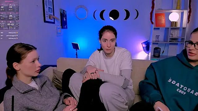 Вебкам-шоу khloebeauty