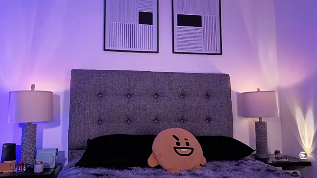 mandi4pole_ Live XXX Chat