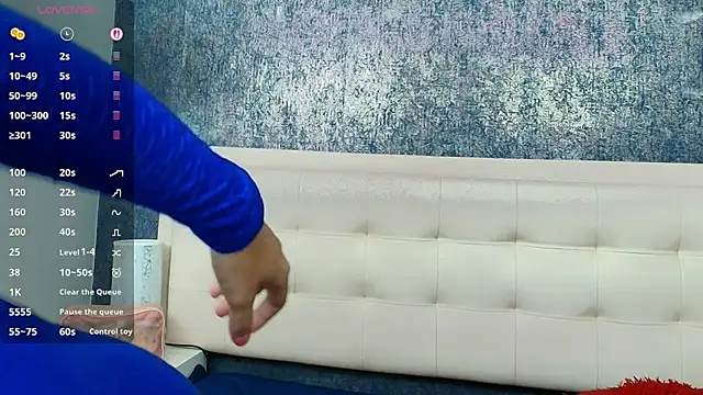 แชท XXX สดของ Cloeandtyfanny