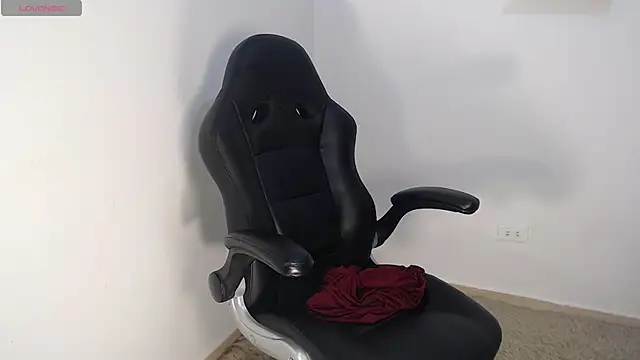 Cleogh_: онлайн-секс-чат