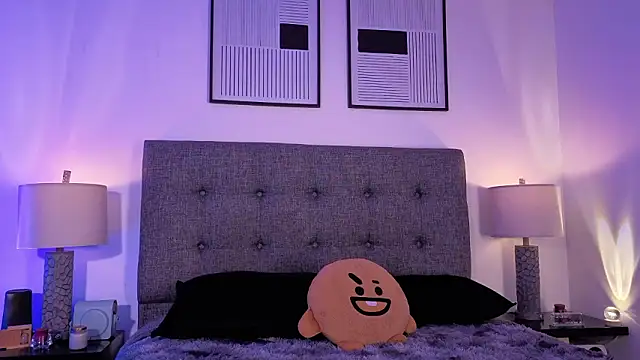 Chat XXX ao vivo de mandi4pole_