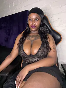 Show de webcam de QUEEN_NOBUHLE_FEMDOM_777