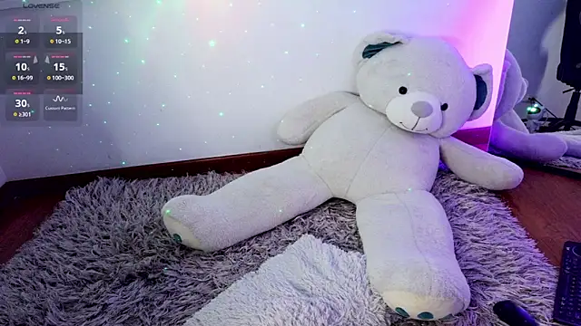 Lia_Tinez Live XXX-Chat