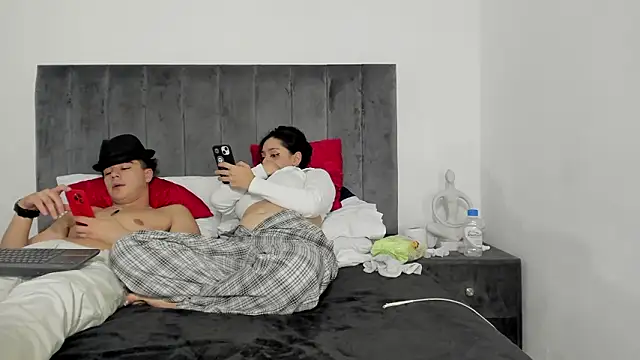 Онлайн чат XXX RedNDizzy