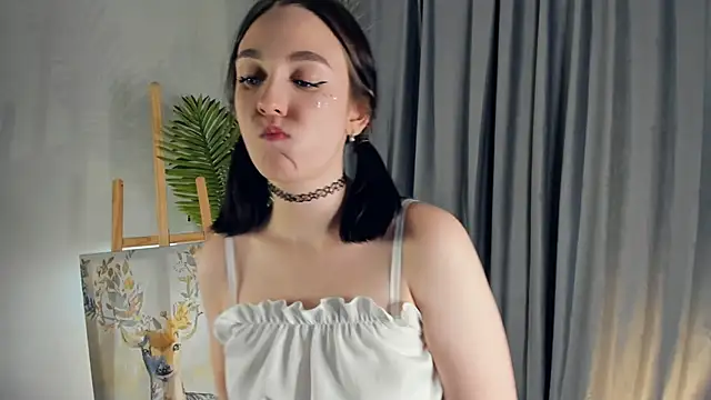 AlisonBallek webcam show