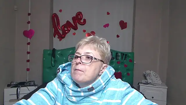 عرض كام EmiliaGree