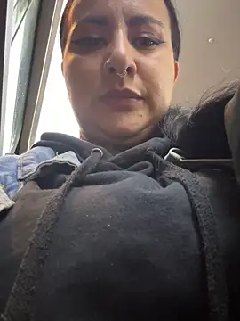 Abril_Luvn Live XXX chat