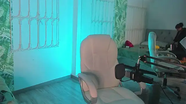 Chat XXX en directo de loly_marce