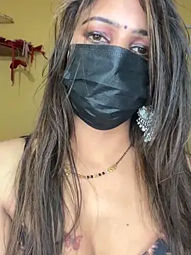 CUTI-NAINA Live XXX Chat