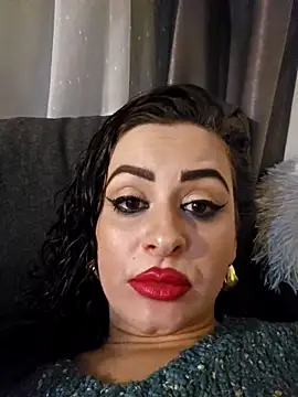 Chatroom XXX en direct de WatchTheQUEEnConQuer88