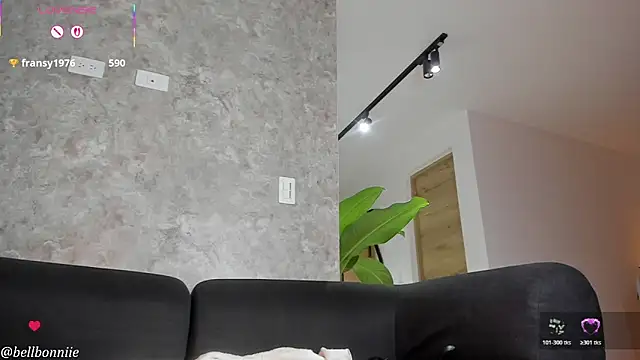 Chat XXX en directo de belllbonniie