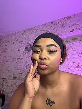 pamela_west's Webcam Show