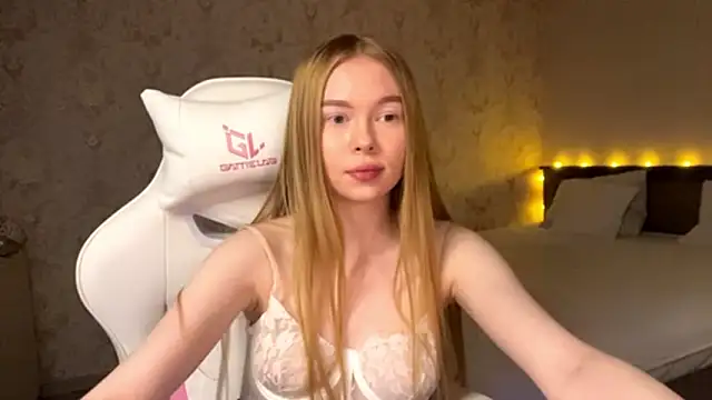 Онлайн чат XXX LumiSun