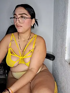 Mia_em's Webcam Show