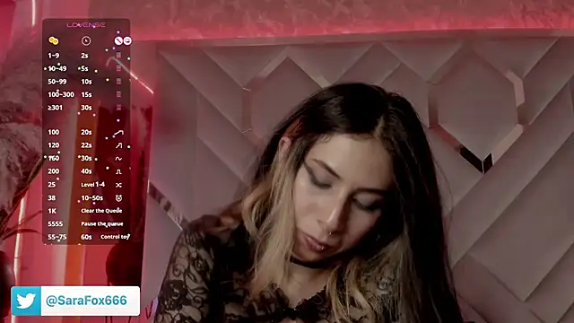 Sara_Foxx1's Live XXX Chat