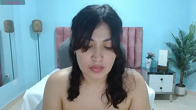 sophia_hadid – Naživo XXX chat