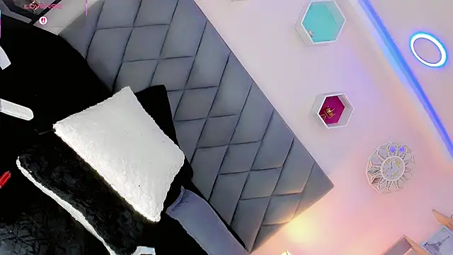 Amira_Ember: вебкам-шоу