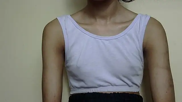 Anu_tiny: онлайн-секс-чат