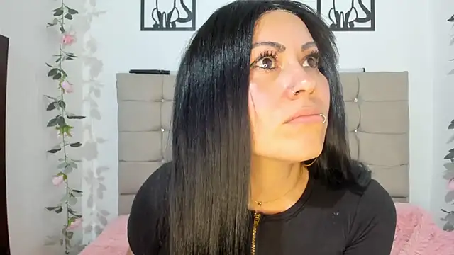 Tania_mature: απευθείας συνομιλία ΧΧΧ