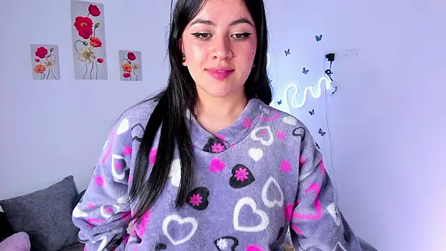 Онлайн чат XXX lilielou_