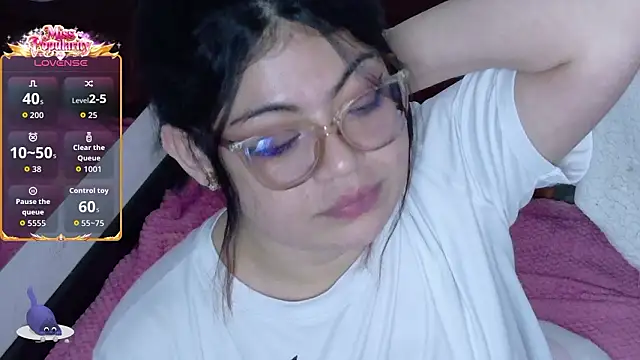 Chat XXX en directo de Catwhite_