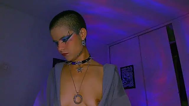 alex_one888n Live XXX chat