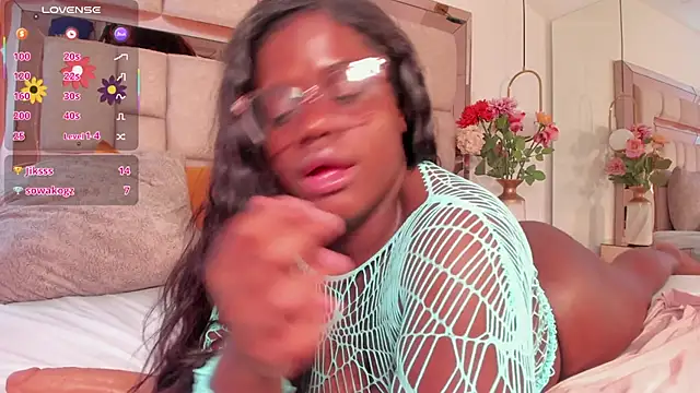 Chatroom XXX en direct de liarosee11