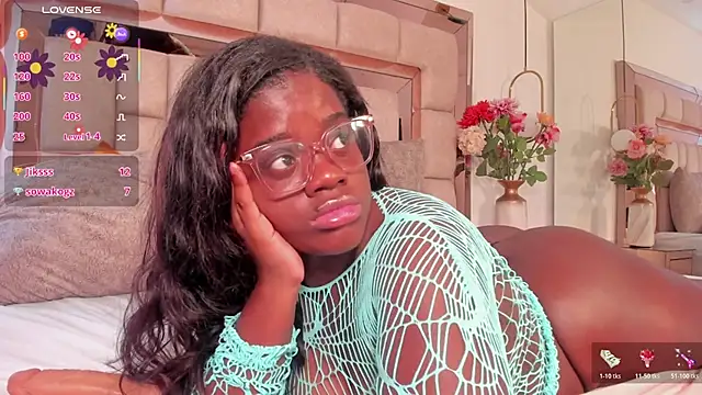 Chatroom XXX en direct de liarosee11