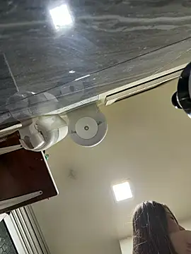 roouseのライブXXXチャット