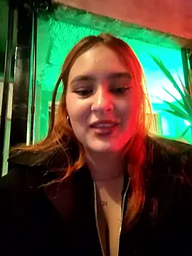 katty_42n Webbikameraesitys