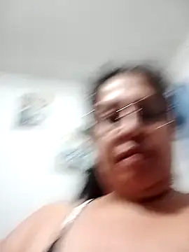 Chatroom XXX en direct de Keyla01_